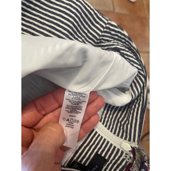 Ann Taylor fit flare seersucker skirt size 0 petite - Picture 5 of 5